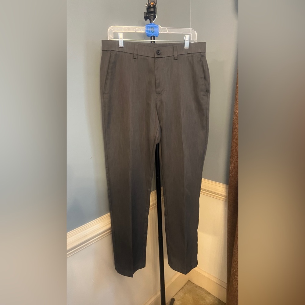 Haggar Men's Charcoal Dress Pants 32 X 30‎